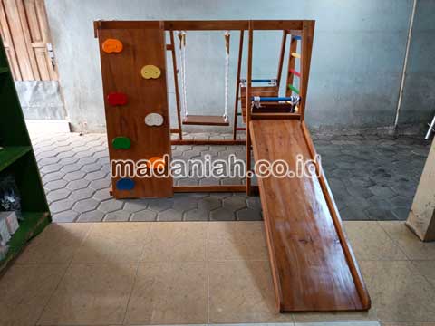 Jual Playground Kayu Brakiasi Singkawang Harga Murah
