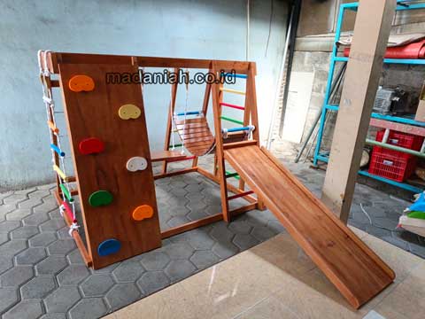 Jual Playground Kayu Brakiasi Sumba Barat