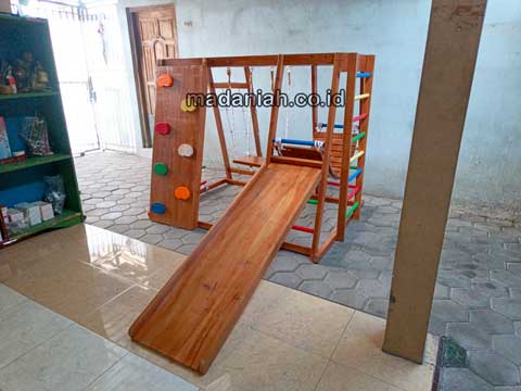Jual Playground Kayu Brakiasi Sumbawa