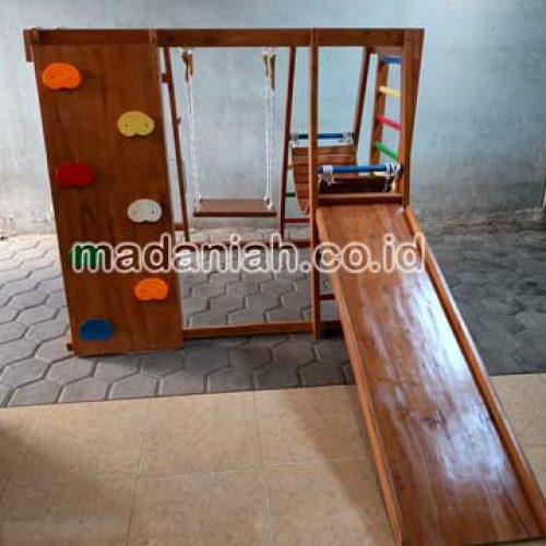 Jual Playground Kayu Brakiasi Tanah Bumbu