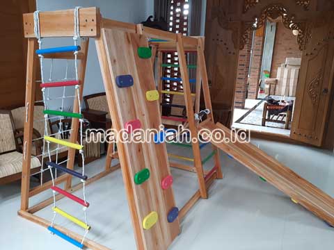 Jual Playground Kayu Brakiasi Tanah Laut Berkualitas
