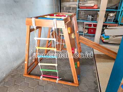 Jual Playground Kayu Brakiasi Tulang Bawang Barat Harga Murah
