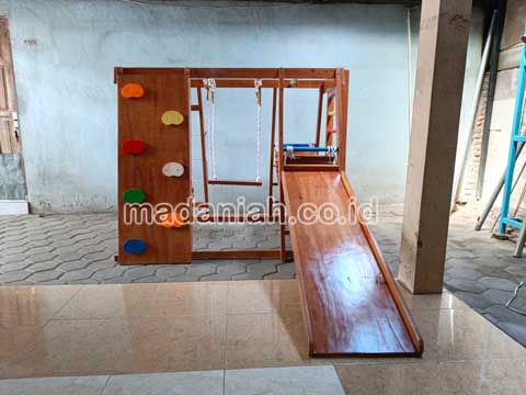 Jual Playground Kayu Brakiasi Tulang Bawang Barat
