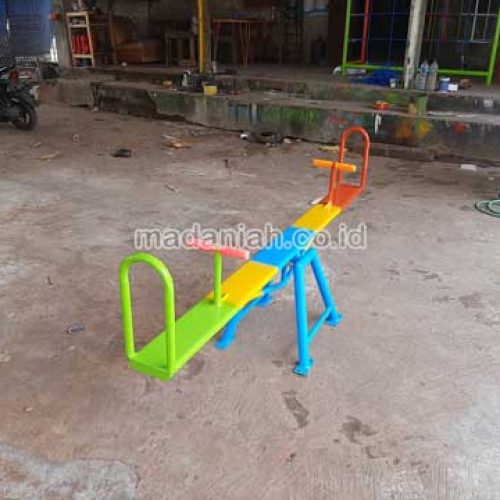 Produsen Mainan Jungkat-Jungkit Anak TK Kendal Jawa Tengah Produsen Mainan Jungkat-Jungkit Anak TK Kendal Jawa Tengah
