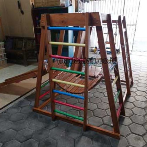 Produsen Playground Kayu Brakiasi Bangka Tengah