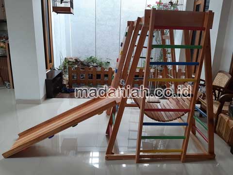 Produsen Playground Kayu Brakiasi Banjar Terdekat