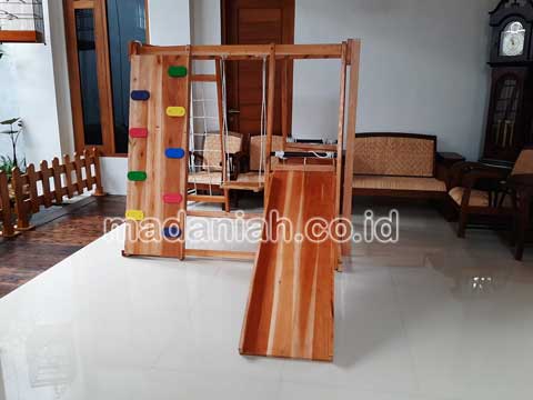 Produsen Playground Kayu Brakiasi Blitar