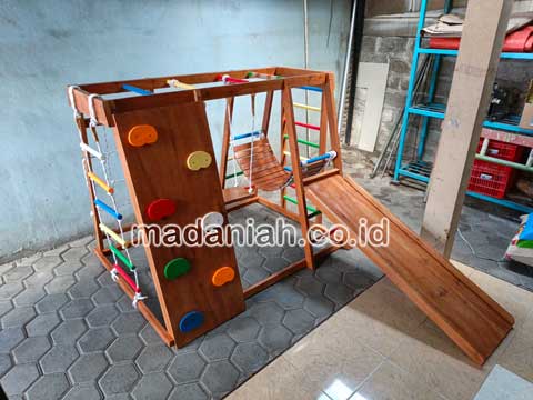 Produsen Playground Kayu Brakiasi Bogor