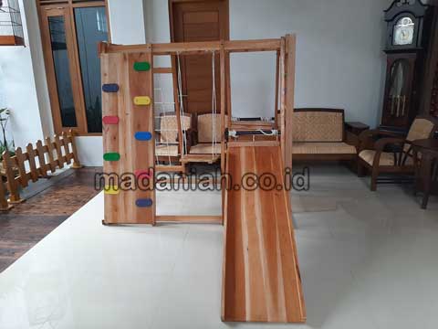 Produsen Playground Kayu Brakiasi Demak