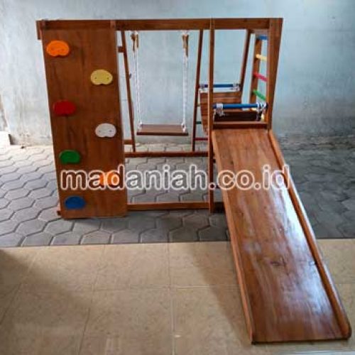 Produsen Playground Kayu Brakiasi Gorontalo Utara