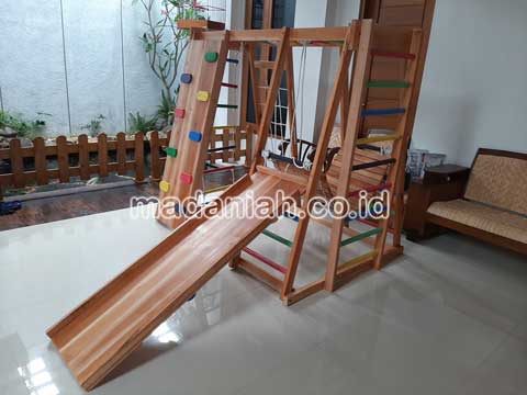 Produsen Playground Kayu Brakiasi Jakarta Selatan