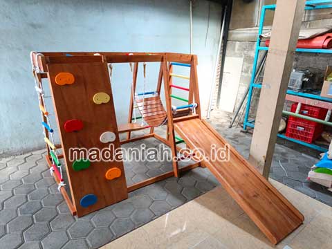 Produsen Playground Kayu Brakiasi Ketapang