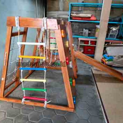 Produsen Playground Kayu Brakiasi Mamberamo Tengah Produsen Playground Kayu Brakiasi Mamberamo Tengah