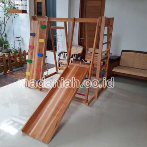 Produsen Playground Kayu Brakiasi Pangandaran Produsen Playground Kayu Brakiasi Pangandaran