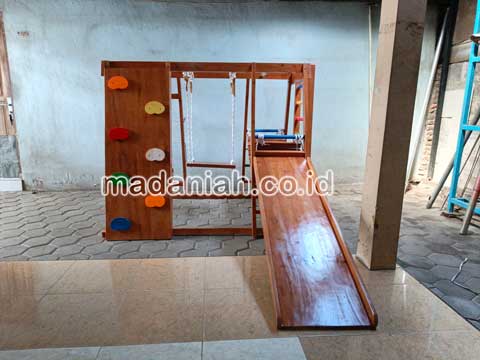Produsen Playground Kayu Brakiasi Pangandaran Berkualitas