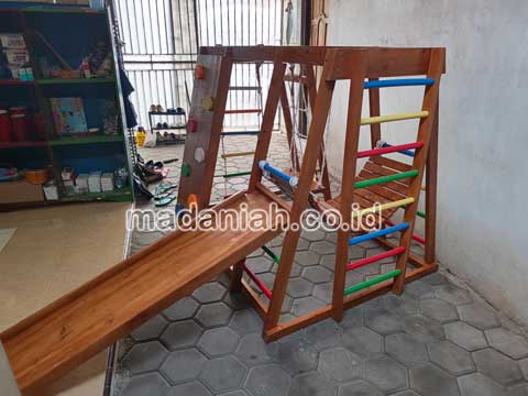 Produsen Playground Kayu Brakiasi Pidie Jaya Terdekat