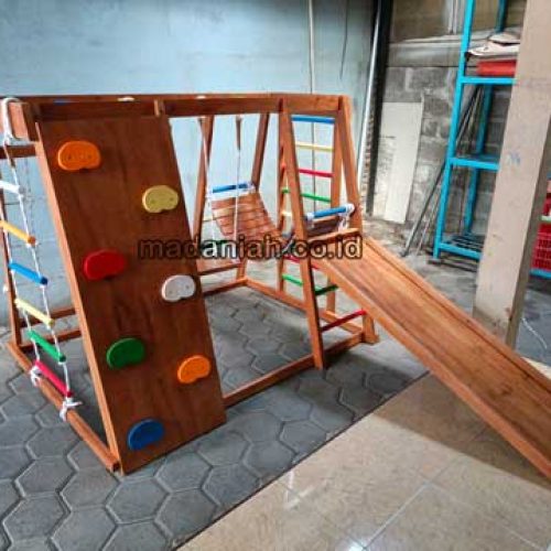 Produsen Playground Kayu Brakiasi Sijunjung