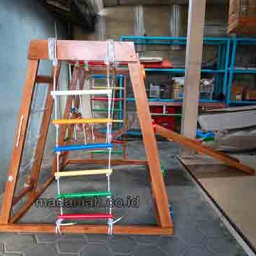 Produsen Playground Kayu Brakiasi Sorong Selatan