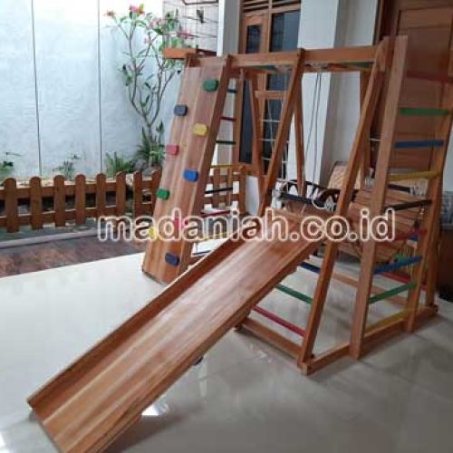 Produsen Playground Kayu Brakiasi Tapin