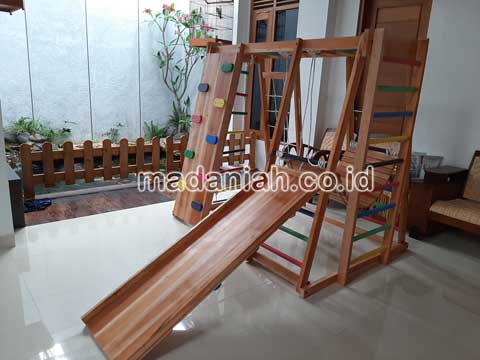 Produsen Playground Kayu Brakiasi Tapin