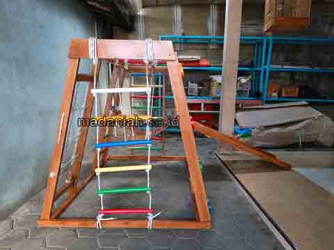 Produsen Playground Kayu Mappi