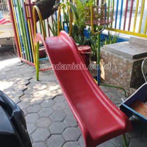 Jual Murah Mainan Perosotan Fiber Anak TK Wirobrajan
