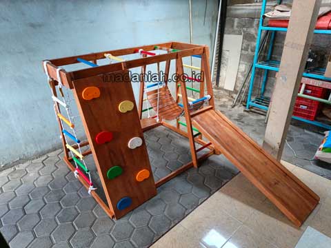 Jual Murah Playground Kayu Brakiasi Bintan