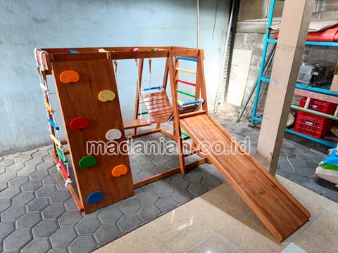 Jual Murah Playground Kayu Brakiasi Buol