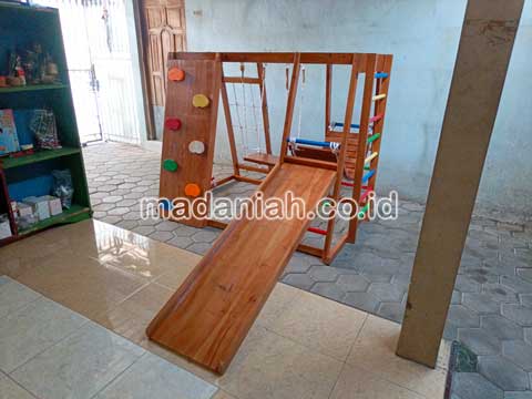 Jual Murah Playground Kayu Brakiasi Konawe
