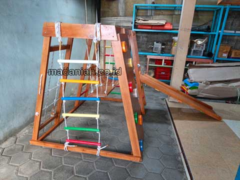 Jual Murah Playground Kayu Brakiasi Kota Tanjungpinang