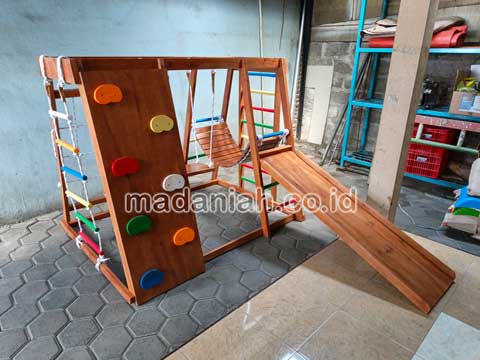 Jual Playground Kayu Brakiasi Banggai Laut