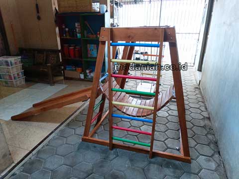 Jual Playground Kayu Brakiasi Bintan