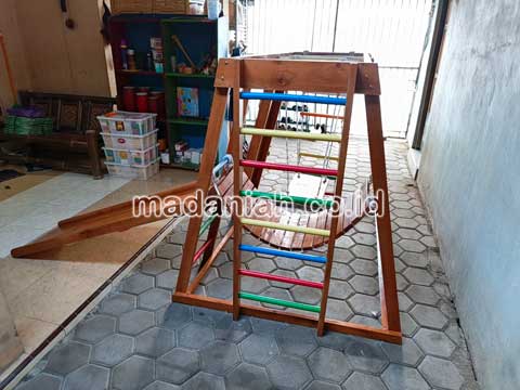 Jual Playground Kayu Brakiasi Buton Harga Murah