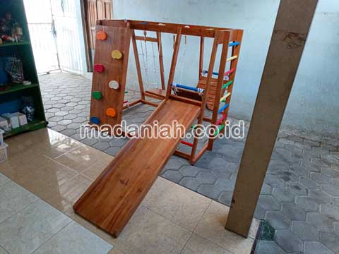 Jual Playground Kayu Brakiasi Buton Utara Harga Murah
