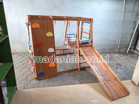 Jual Playground Kayu Brakiasi Buton