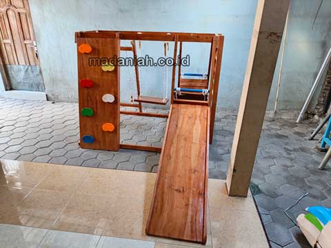 Jual Playground Kayu Brakiasi Kampar