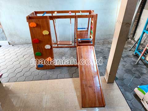 Jual Playground Kayu Brakiasi Kota Kendari