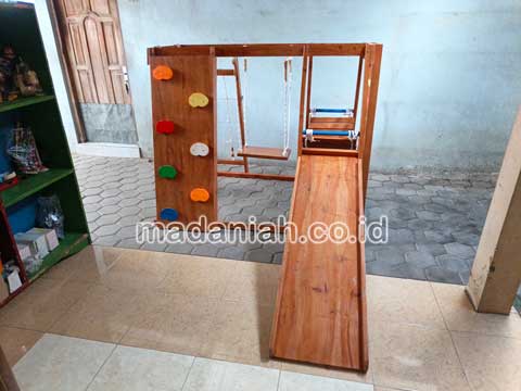 Jual Playground Kayu Brakiasi Kota Palopo