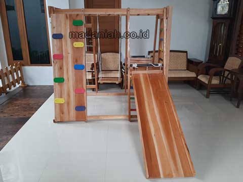 Jual Playground Kayu Brakiasi Lahat