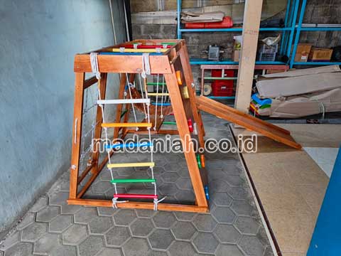 Jual Playground Kayu Brakiasi Morowali Utara Berkualitas