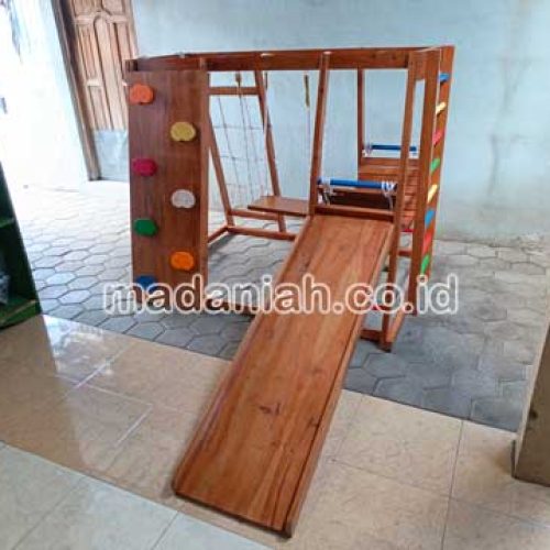 Jual Playground Kayu Brakiasi Polewali Mandar Berkualitas