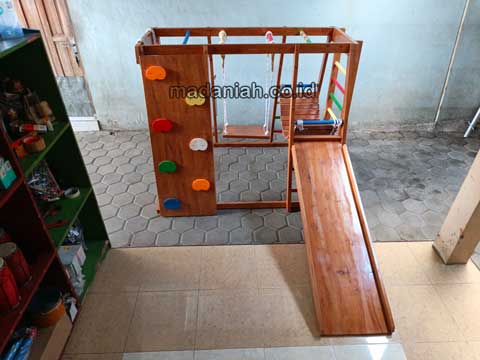 Jual Playground Kayu Brakiasi Tebo