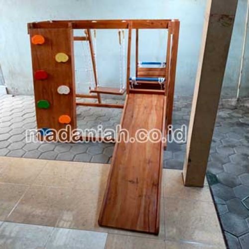 Produsen Playground Kayu Brakiasi Mamuju Tengah