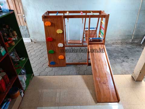 Produsen Playground Kayu Brakiasi Ogan Ilir Harga Murah