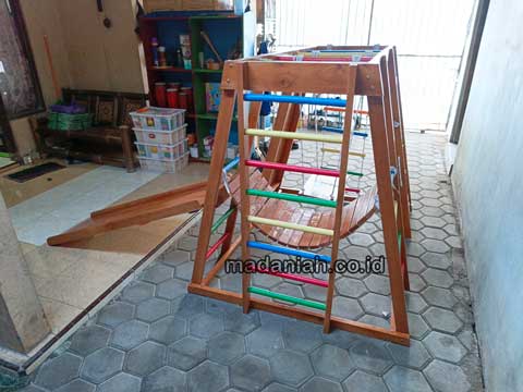 Produsen Playground Kayu Brakiasi Ogan Ilir
