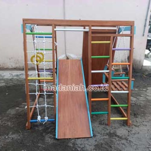 Pengadaan Playground Brakiasi Kayu Bandung