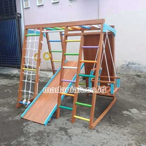 Pengadaan Playground Brakiasi Kayu Bangli