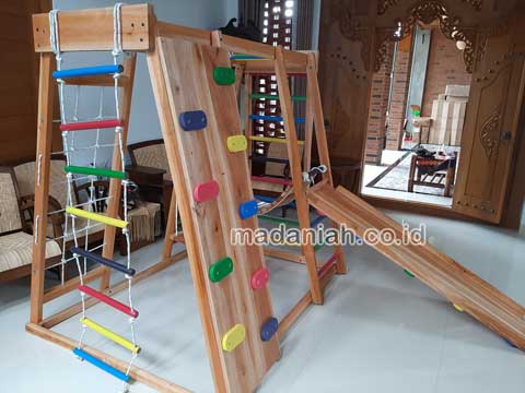 Pengadaan Playground Brakiasi Kayu Boyolali