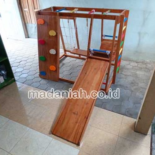 Pengadaan Playground Brakiasi Kayu Buton Tengah Berpengalaman Pengadaan Playground Brakiasi Kayu Buton Tengah Berpengalaman