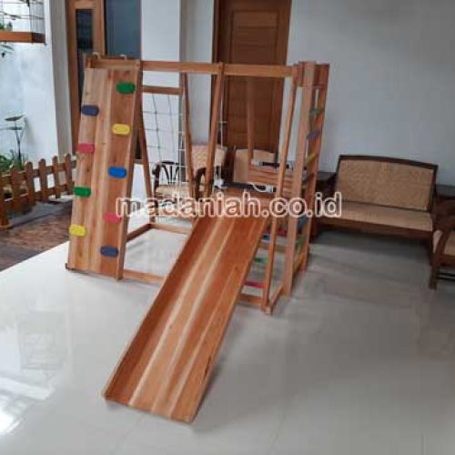 Pengadaan Playground Brakiasi Kayu Demak Pengadaan Playground Brakiasi Kayu Demak